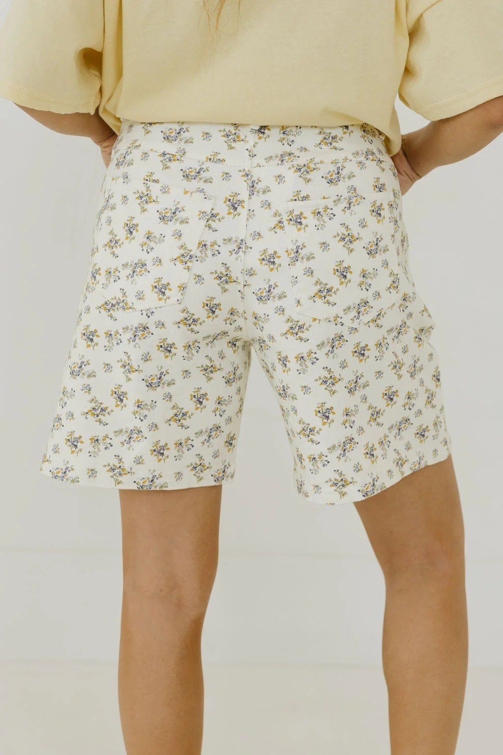 Edie Shorts-Ivory Floral - Image 11