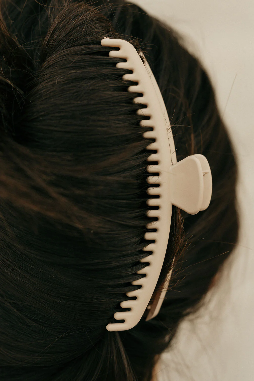 Kelly Claw Clip - Image 3