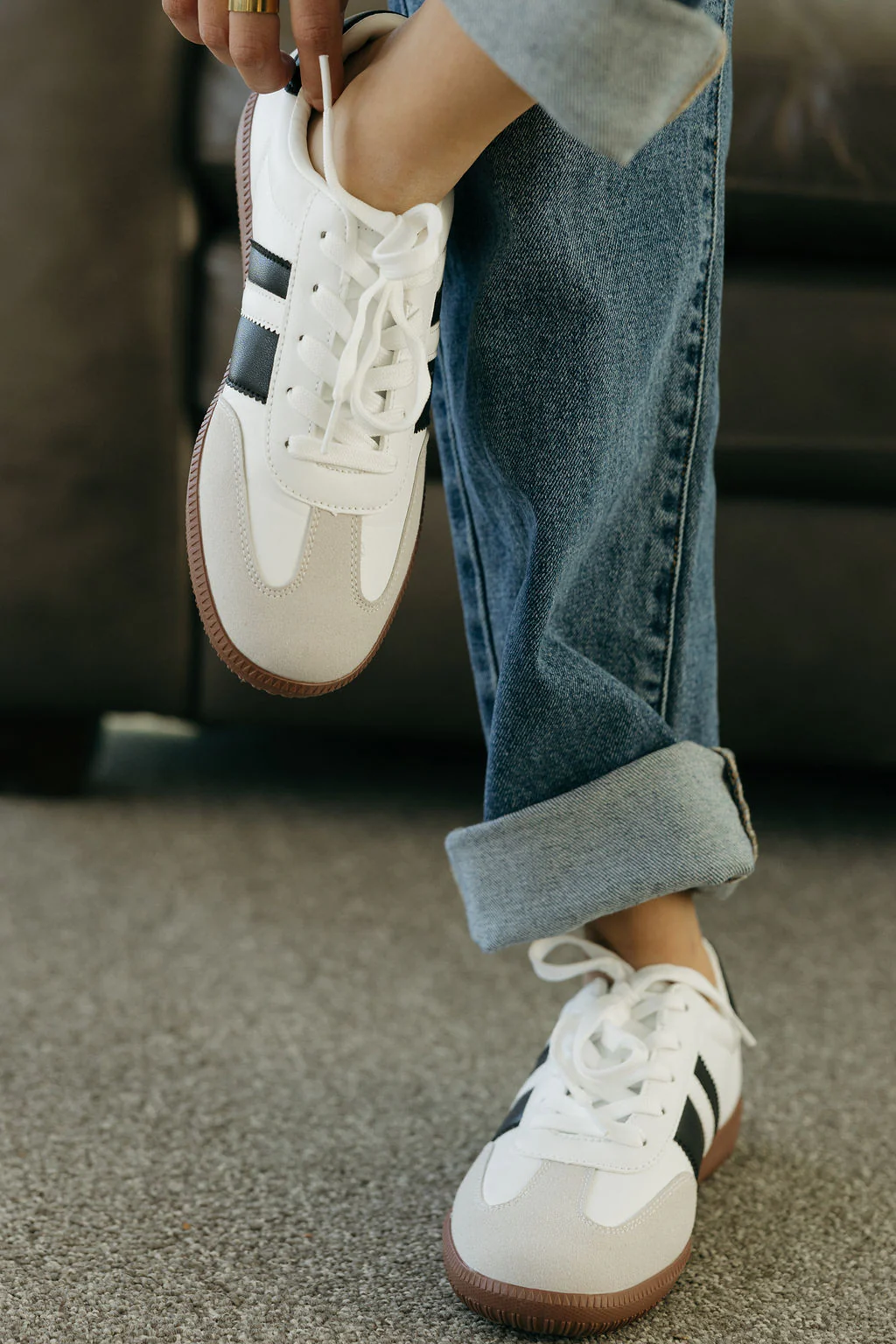 Luella Sneakers-White/Black - Image 3