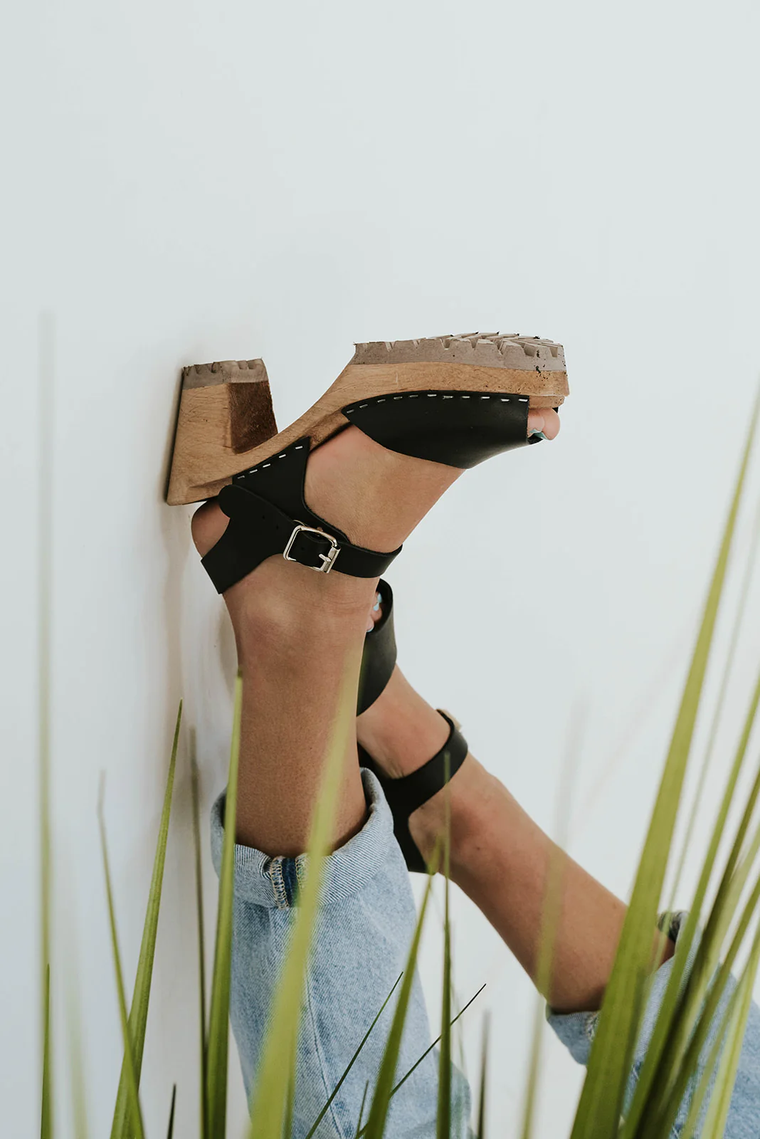 MIA Greta Clog-Black - Image 4