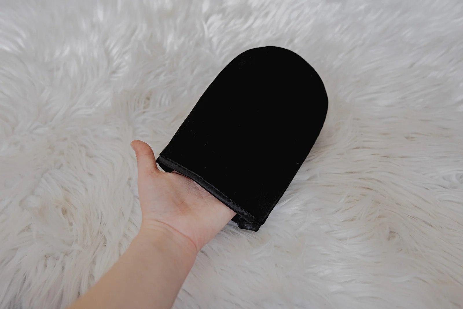 Tanning Mitt-Black - Image 3