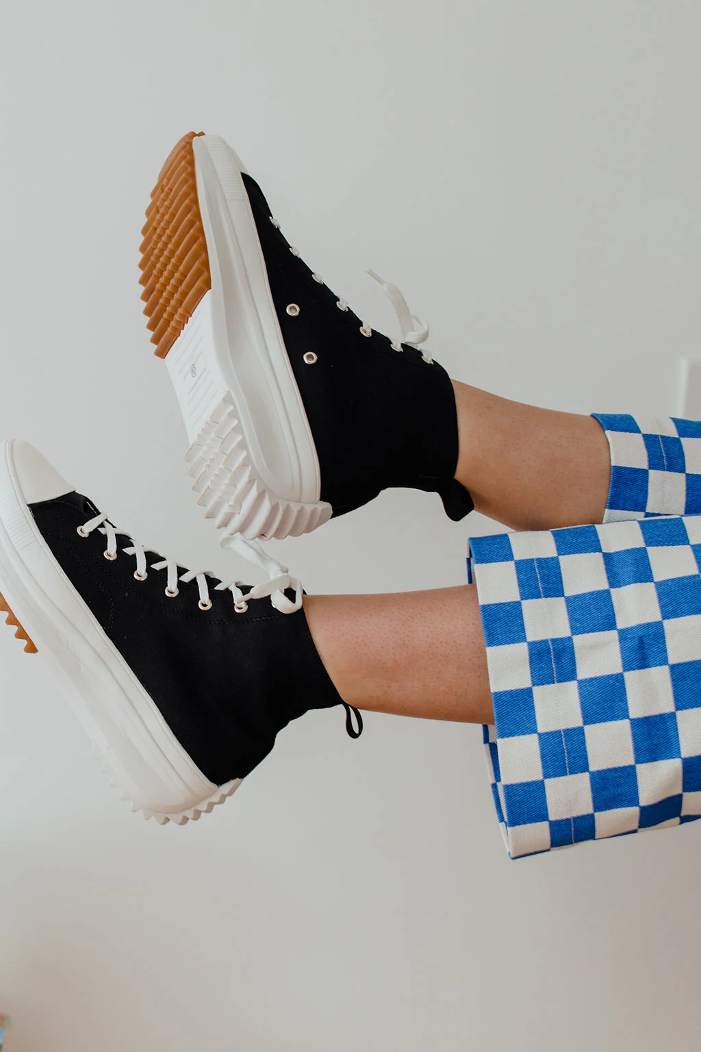 Thandos Sneakers-Black - Image 7